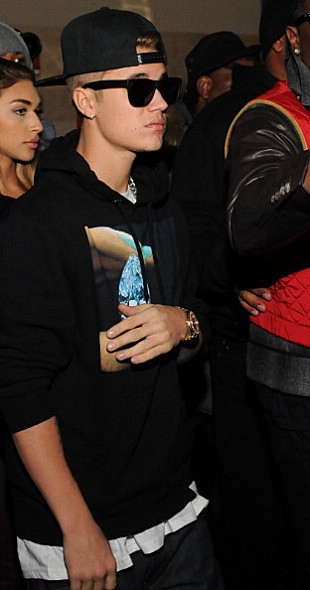 「ビーバー、騒動現場にいた元カノ女優について弁護士が供述求める」