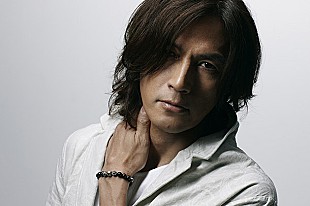 「B'z稲葉浩志 最新ソロアルバムで2位に」