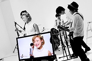 「モルヒネ東京 7/8BiS解散前夜に全裸MV公開「脱衣はアートであり表現だ!!」」