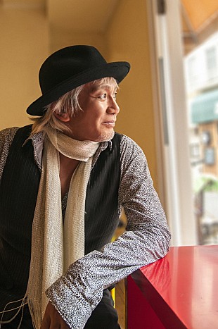 「玉置浩二がFMCOCOLO 8月のマンスリーアーティストに決定　やしきたかじんのカバー「やっぱ好きやねん」を独占先行オンエア」