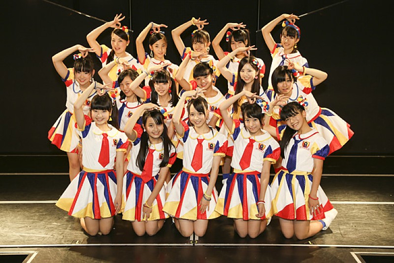 AKB48「AKB48チーム8 HKT48劇場で初公演＆「恋する充電プリウス」方言バージョン公開」1枚目/18
