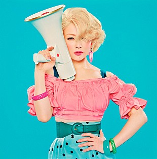 「椎名林檎 5年半ぶりのオリジナルAL発表、「ありあまる富」「自由へ道連れ」も収録」