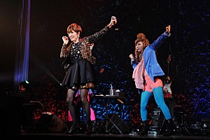 荻野目洋子 約20年ぶりの単独ライブ ミニワンピでダンシング | Daily News | Billboard JAPAN