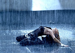 「倖田來未 世界初バーチャルリアリティMVも話題の新曲 世界110か国で」