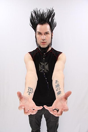 「スタティック-Xのウェイン・スタティック 48歳で他界」