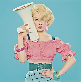 「椎名林檎 約5年半ぶり待望の最新オリジナルアルバムで2位に」