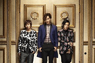 「w-inds. 新作ジャケットは大人びた3人が目印＆ライブ作品から3曲先行公開」