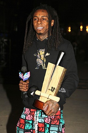 「リル・ウェイン、所属レーベルに対し約60億円を求め提訴」