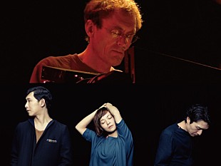 「結成20周年のクラムボンが元キャラヴァンのキーボーディスト、デイブ・シンクレアと共演」