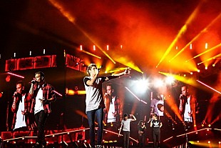 「ワン・ダイレクションがジャパンツアーを大阪からスタート「オオキニ―！」に4万人熱狂」