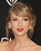 「テイラー・スウィフトがニューヨーク教育局に5万ドルを寄付」1枚目/1