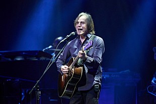 「ジャクソン・ブラウン　「今までで最高」と自負するバンドと新旧の名曲を存分に披露する日本ツアーがスタート！」