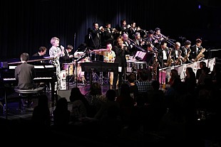 「角松敏生 meets アロージャズオーケストラ　ビッグバンドとのステージで魅せた新たな世界観」