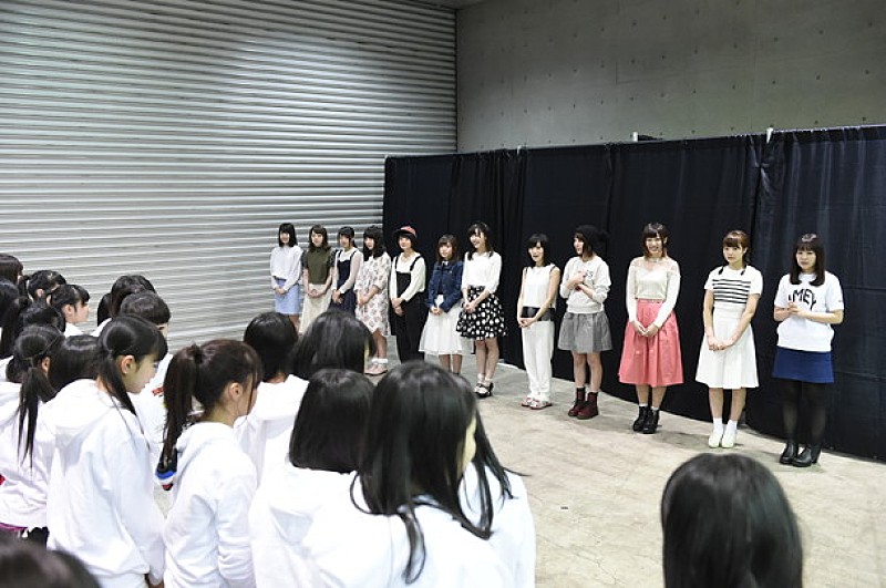AKB48 大運動会開催＆舞台『マジすか学園』合格者＆現総監督/次期総監督共演発表 ドラフト会議候補者との対面も