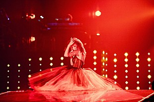 「浜崎あゆみ 昨年末のカウントダウンライブの映像を計8曲配信解禁」