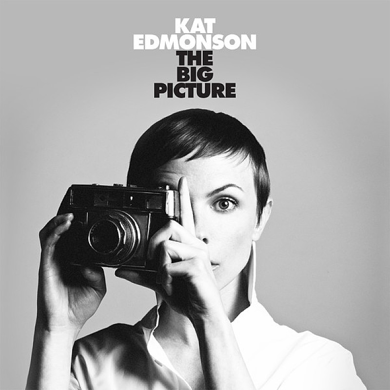 Album Review：キャット・エドモンソン 多彩なジャンルを歌いこなす31歳の成熟したミュージシャンシップとその気紛れ