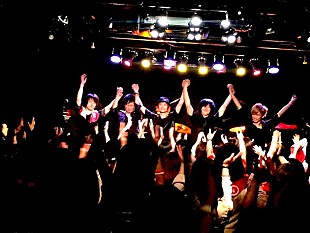 「赤と嘘 鈴木Daichi秀行監修のもとレコーディングライブ配信決定 その場でミックス＆無料配信」