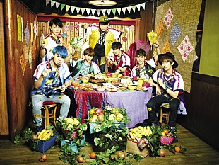 「超特急、最新MV「バッタマン」はカンフー」