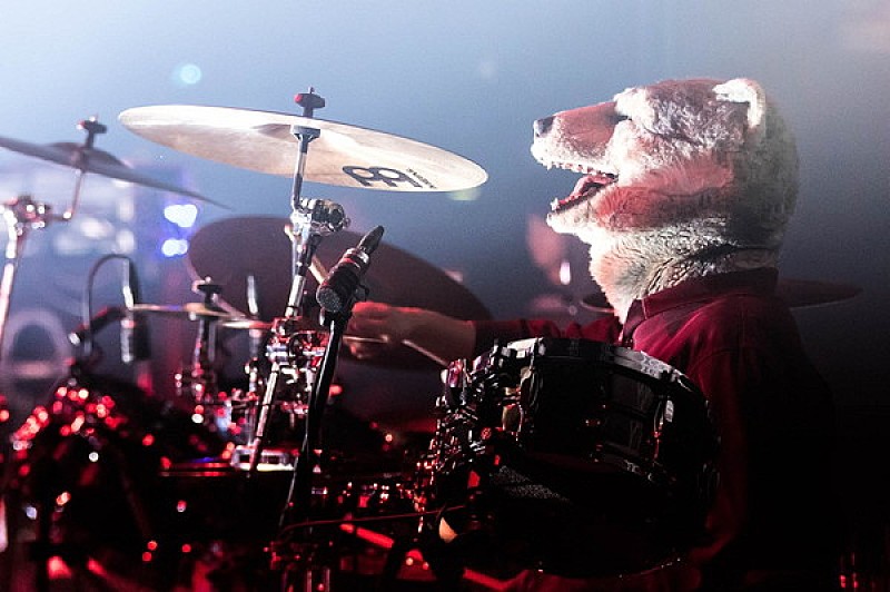 MAN WITH A MISSION「5月17日に行われたMAN WITH A MISSION【Seven Deadly Sins Tour 2015～七つの対バン～】大阪・Zepp Namba公演の様子」3枚目/6