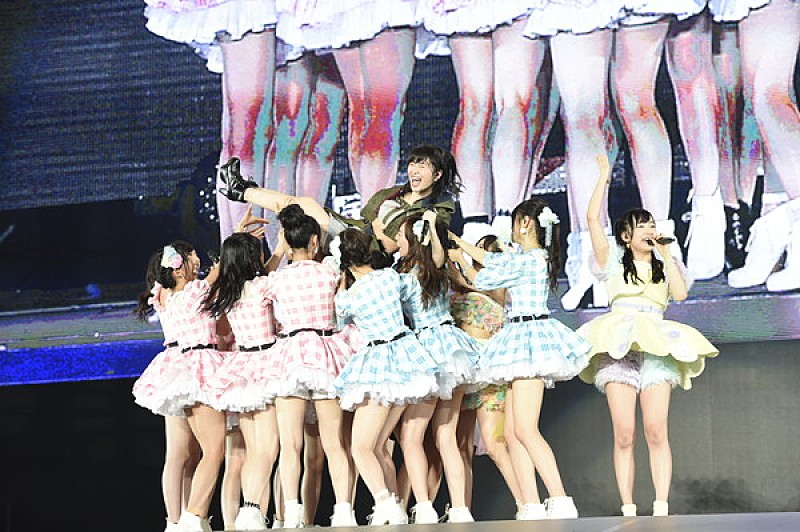 AKB48 指原莉乃“首位返り咲き”総選挙の後夜祭で「大事な大事なゴミたち 