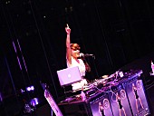 マライア・キャリー「日本のファンが選ぶマライア#1ソングは「ヒーロー」に決定！DJ KAORI &amp;amp; Doubleが25周年パーティーをロック！」1枚目/9