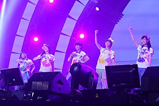 「高城れに復帰の号泣と喜びで締め括った【坂崎幸之助ももいろフォーク村デラックス】ライブレポート」