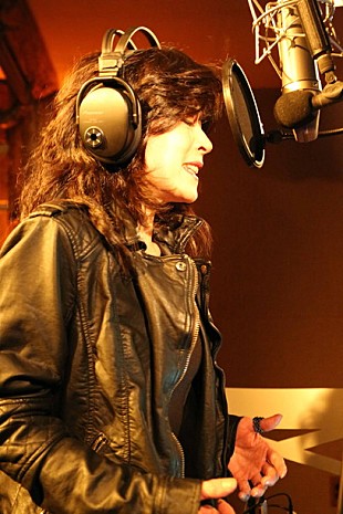 「中森明菜 NHK出演の軌跡が詰まったDVD-BOX発売決定 異例の紅白映像収録」