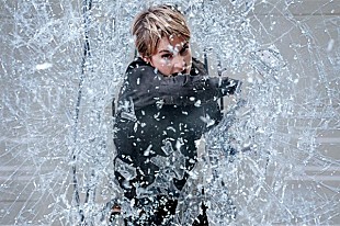 「シャイリーン・ウッドリー主演『ダイバージェントNEO』特別試写会を5組10名様にプレゼント」