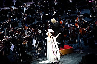 「倉木麻衣 シンフォニックライブ第3弾の公式レポート到着「自分にしか歩むことのできないこの道を」」