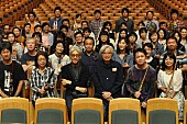 坂本龍一「坂本龍一×山田洋次『母と暮せば』、レコーディング風景解禁」1枚目/2