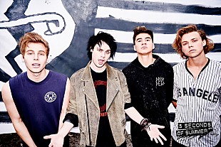 「 5SOS ファイヴ・セカンズ・オブ・サマーによる初のジャパン・ツアーが2016年2月に大決定、リハーサル見学を含む特典付チケットも販売」