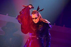 石井竜也、30周年記念武道館公演開ライブレポート到着 | Daily News | Billboard JAPAN