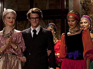 「スキャンダラスな真実と絢爛豪華な映像美、映画『サンローラン』予告解禁」