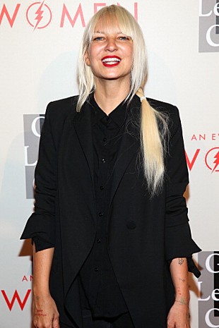 「アヴリルが白雪姫の声務める映画『Charming』に、シーアら楽曲を提供」