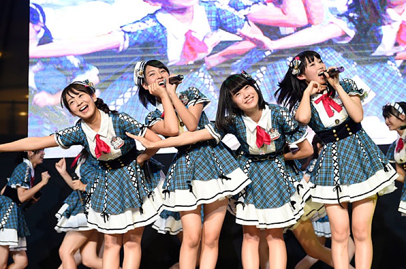 AKB48「AKB48 初のフィリピン遠征で現地ファン大盛況「日本国内でも海外でも「会いに行ける」よう、がんばります」」1枚目/12