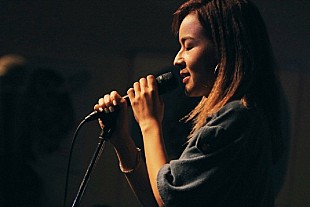 「G.RINA5年ぶりのアルバム『Lotta Love』のリリースパーティーNOSにて開催、tofubeatsやPUNPEEらゲストも終結した贅沢な一夜をレポート」