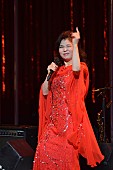 八代亜紀「八代亜紀 横山剣（クレイジーケンバンド）提供曲初披露も 初ブルースアルバム発売記念コンサート公式レポ」1枚目/7