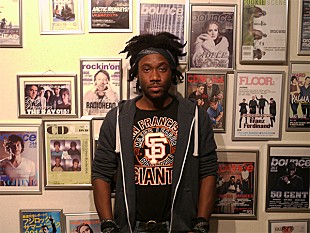 「ディアンジェロへUKからの回答、ドーニク来日インタビュー　デビューアルバム、そして気になる次作のアイデアを語る」