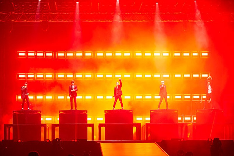 ＢＩＧＢＡＮＧ「BIGBANG 日本だけでも91万人超を動員するワールドツアーの東京ドーム公演を生配信決定」1枚目/2