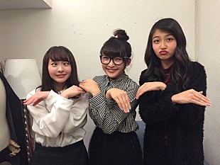 「まこみな×涼海花音 新世代美少女JKが3ショット公開「まこみなすずみん可愛すぎ！」」
