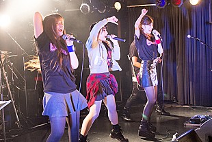 「Booing!!!、音楽とアイドルとサッカー融合するイベントで盟友 関谷真由と「サマーライオン」熱唱」