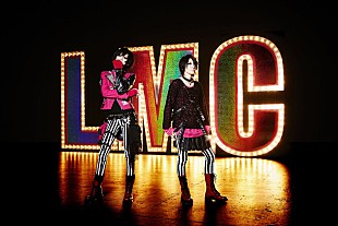 「LM.C 巨大なLM.Cの電飾セットを施した新曲「MONROEwalk」MV公開」