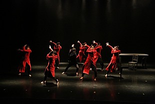 「ストリート、ブレイクダンスとコンテンポラリーダンスの融合を魅せたイマ・イドゥオセー、DAZZLE」