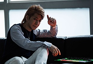 「小室哲哉「既存のアイドルソングとは違った曲」ロンドン滞在中に制作したX21「約束の丘」MV公開」