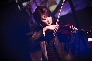 「美人バイオリニスト Ayasa ソロ活動から早くも3回目となるソロライブも大盛況で終了 初音ミクのカバー曲や『蒼空のリベラシオン』BGMなども披露」