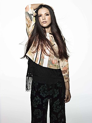 「Superfly 初の“全国ネット”FMレギュラー番組が4/3よりスタート」