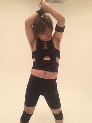 「T.M.Revolution 「HOT LIMIT」なりきり動画企画にレイザーラモンRG参加！」