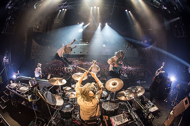 MAN WITH A MISSION「MAN WITH A MISSION、大阪2DAYSのツアー追加公演を発表」1枚目/9