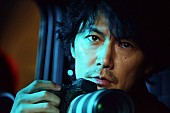 福山雅治「福山雅治の新境地がヴェールを脱ぐ！『SCOOP！』特報映像と、主人公・都城静のビジュアルがついに解禁」1枚目/1