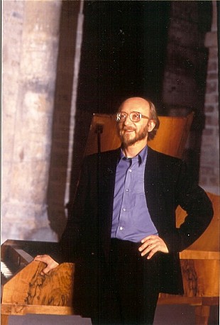 「古楽器、現代ピアノを弾きこなす異才リュビーモフ来日　21日にストラヴィンスキー、ハイドン協奏曲」